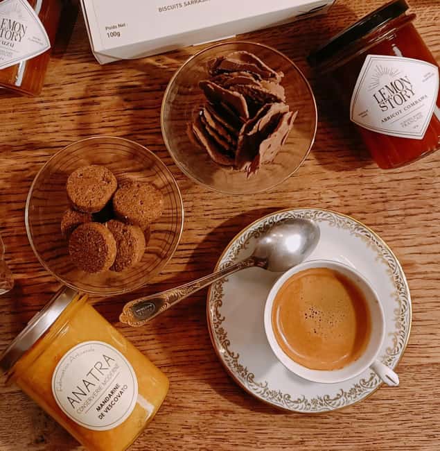 A French "Tea Time" in Paris - What You Actually Eat and Drink