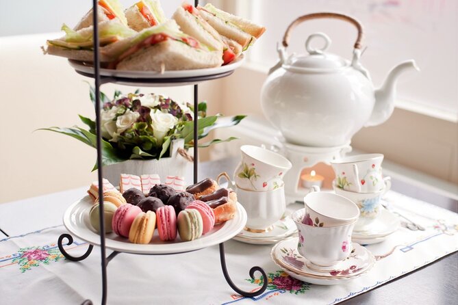 Afternoon High Tea in Burj Al Arab with Transfer - How much of the hotel you actually see