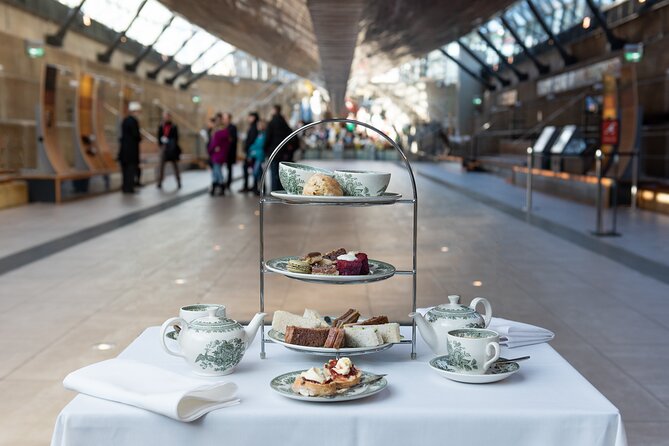 Afternoon Tea and Visit to Cutty Sark Ship in London - What arrives with the afternoon tea