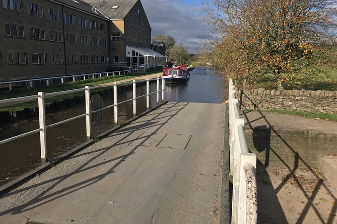 Afternoon Tea Cruise in North Yorkshire - The licensed bar and the real cost