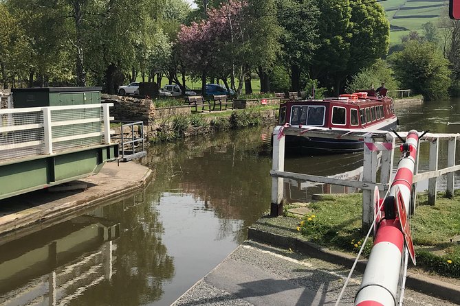 Afternoon Tea Cruise in North Yorkshire - Who will enjoy this cruise most