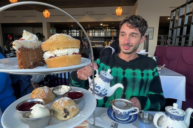 Afternoon Tea with Castle Views in Edinburgh - Tea Stories, Scottish Customs, and Guide Style