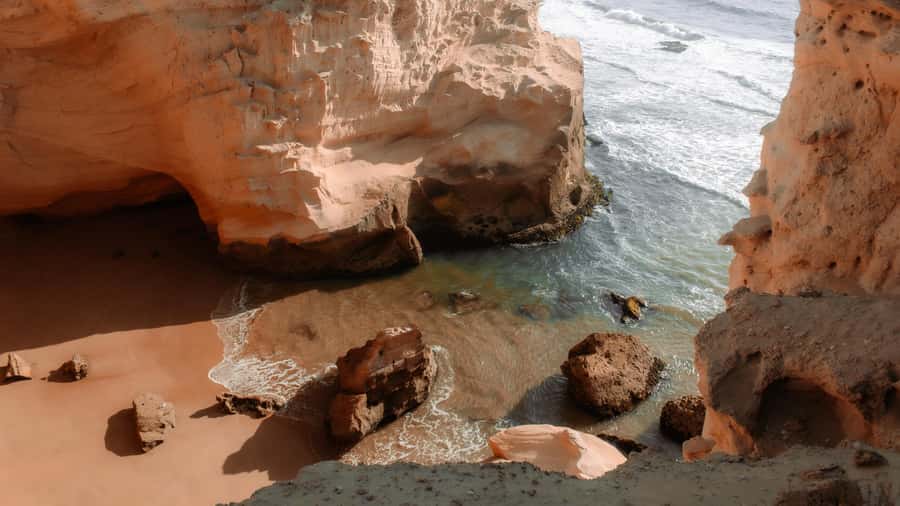 Agadir/Taghazout: Sandboarding & Sunset Tea with Fire Show - What sandboarding is really like