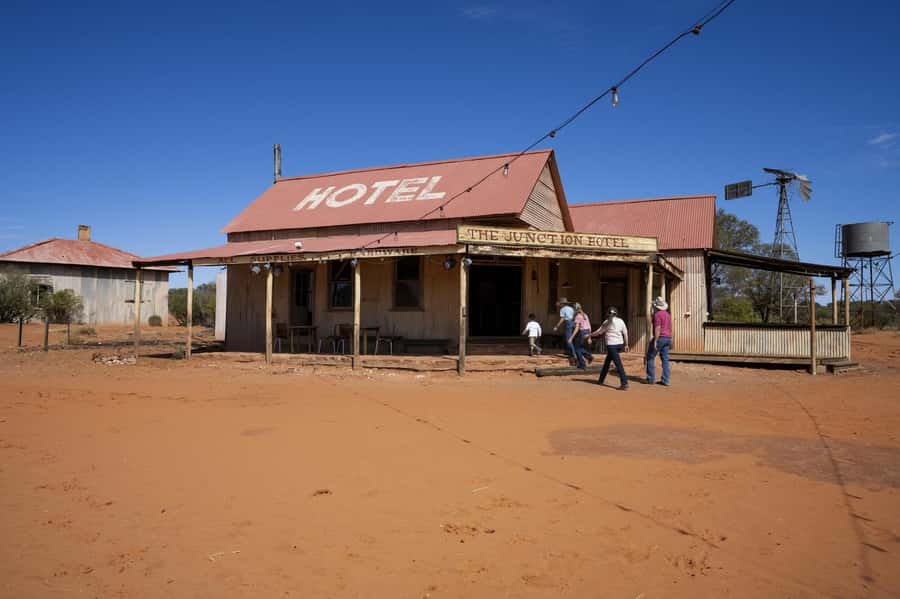 Alice Springs: Red Centre Journey Tour with Morning Tea - From your hotel to the old south road