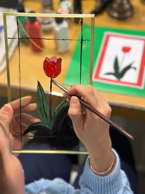 Antalya: Frame Glass Painting Workshop with Turkish Tea - How the brass frame changes the souvenir