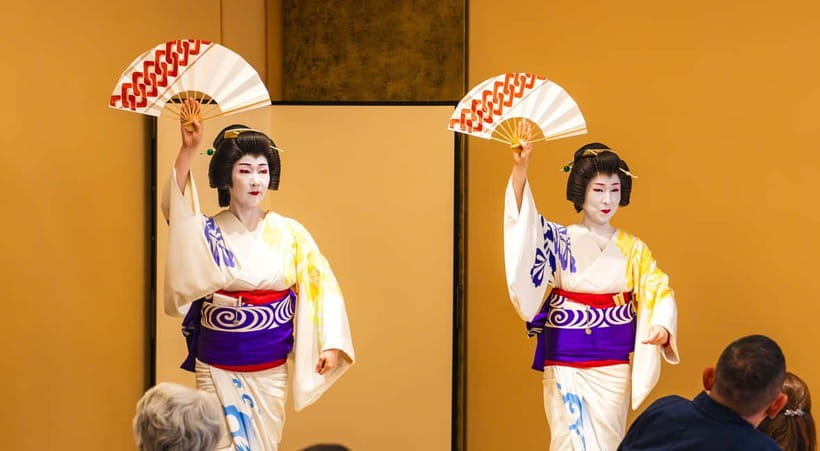 Asakusa: Geisha Performance and Tea House Experience - Meeting the Geisha After the Performance