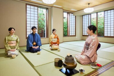 Asakusa: Kimono Tea Ceremony with Matcha and Sweet