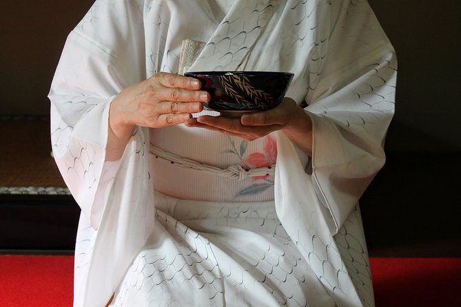 Authentic Kyoto Tea Ceremony: Camellia Flower Teahouse - Making your own matcha
