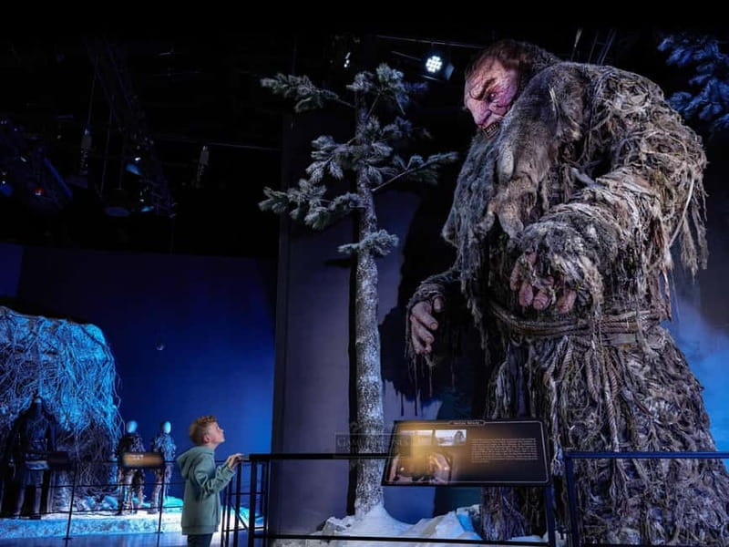 Banbridge: Game of Thrones Studio Entry & Tea with Transfers - The Great Hall of Winterfell comes first