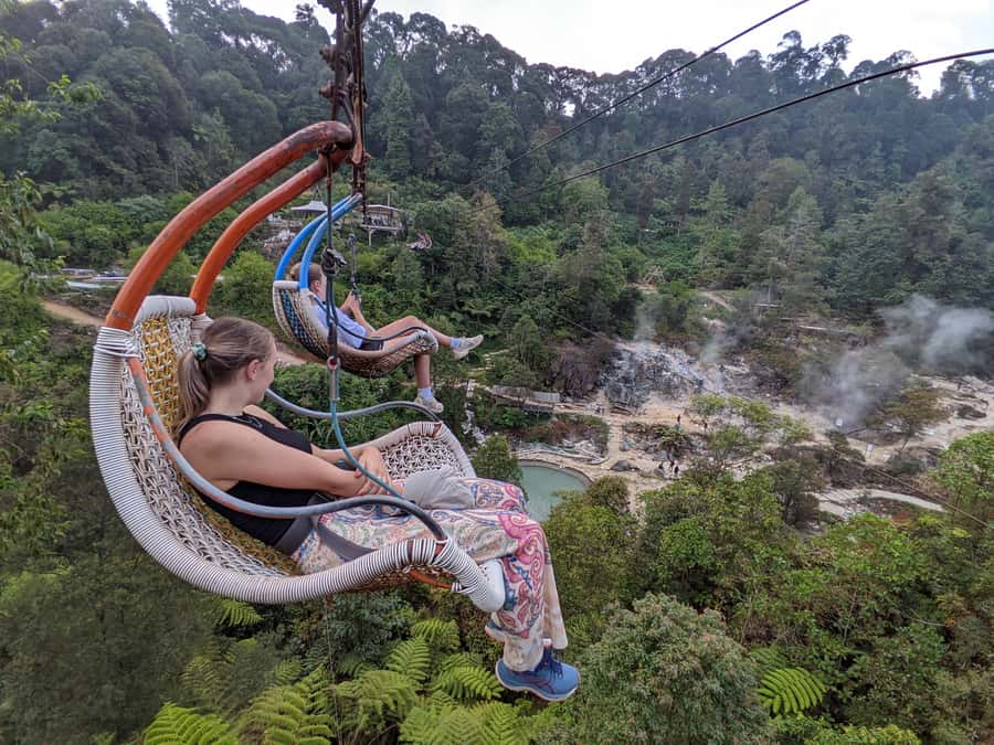 Bandung: White Crater, Scenic Tea Plantations & Hot Spring - Lunch, coffee, and local additions