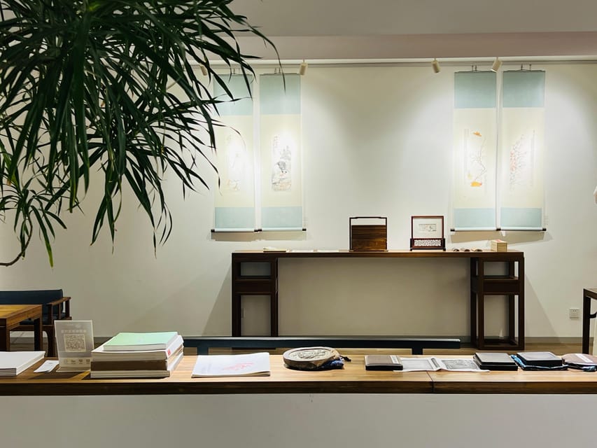 Beijing: Chinese Culture Tea Ceremony Reservation Service - Accessibility and practical comfort