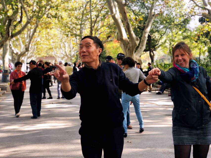 Biking Real Shanghai& Tea Tasting Experience - Fuxing Park and Shanghai’s public life