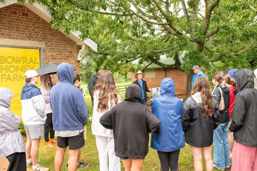 Bowral Honey Farm Tour, Honey Tasting & morning Tea - Arriving at Retford Park from Bowral