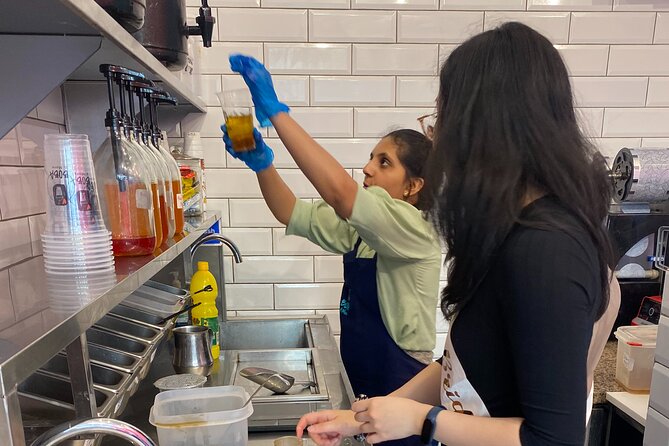 Bubble Tea Making Experience in London - Learning the story behind bubble tea