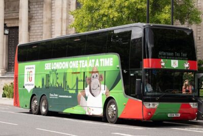 Buckingham Palace & Afternoon Tea Sightseeing Tour with PG Tips
