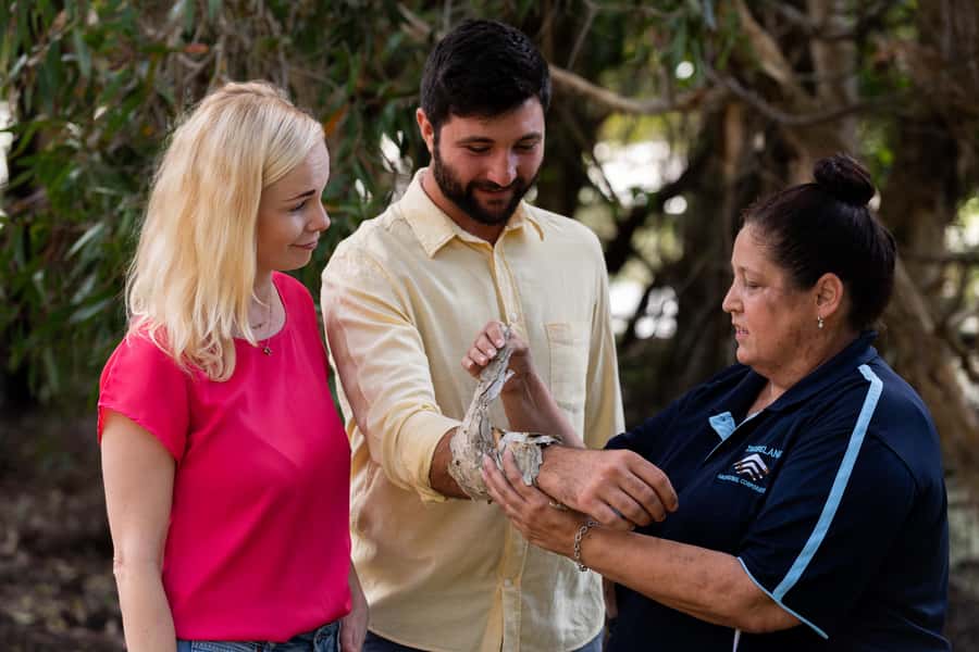Bundaberg: Half Day Indigenous Experience with Morning Tea - Starting at the Mount Perry Road meeting point