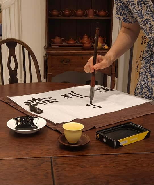 Busan: Join a Tea Ceremony & Create a Calligraphy Memento - How the tea ceremony unfolds