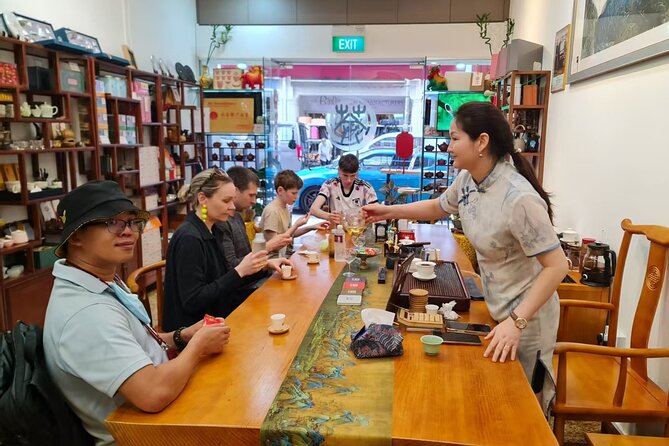 Calmful Tea Making Experience - A quiet tea break at 20 Temple Street