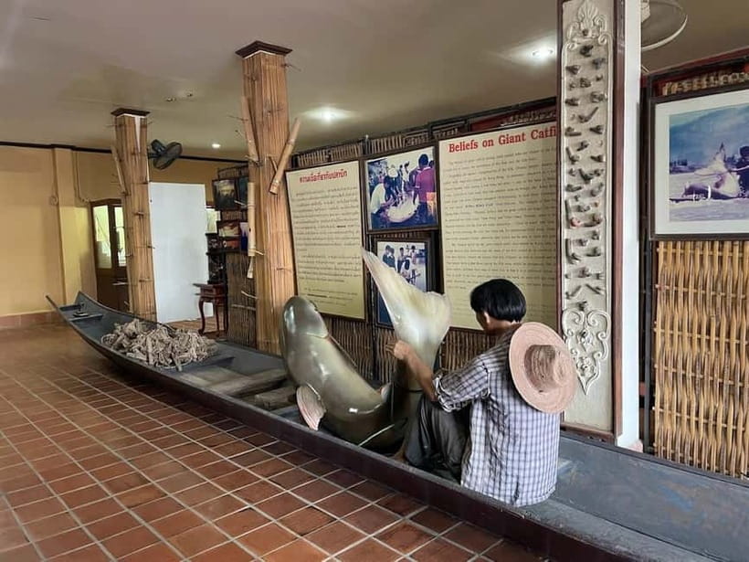 Chiang Rai: 7 Major Sites, Golden Triangle & Tea Plantation - Optional Karen hilltribe village visit