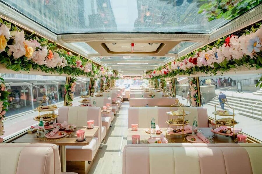 Chicago: Tea Around Town With Curated Teas & Iconic Sights - Who will enjoy this most?