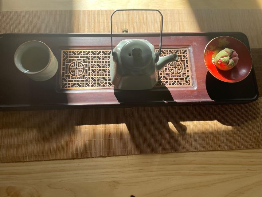 Chinese Tea ceremony in Beijing Hutong courtyard - A calm hour beside the Forbidden City