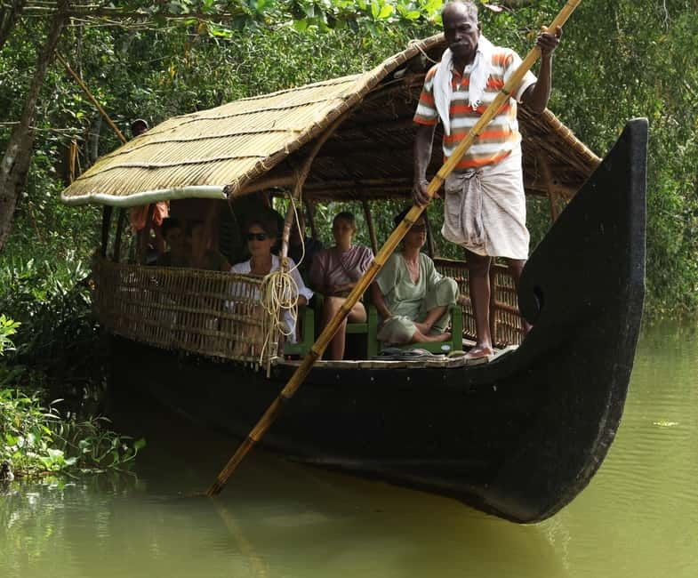 Cochin: Full-day Backwater Tour with Lunch and Evening Tea - The first boat ride: quiet water without an engine