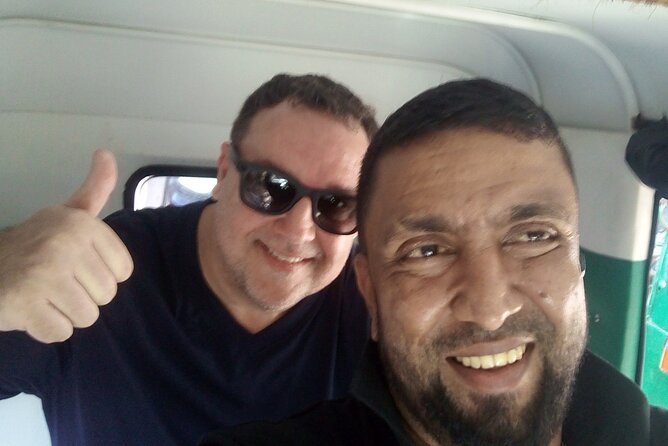 Colombo shopping Tour (Tea, Gems, cinnamon, souvenirs, cotton ) - The private tuk-tuk format and timing