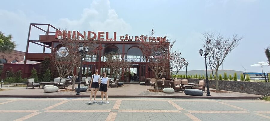 Dalat Winery and Tea tour - Starting at Linh Phuoc Pagoda