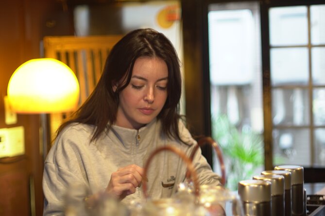 Discover Japanese Tea Blending Techniques in Osaka - Meeting Ko near Namba Yasaka Jinja
