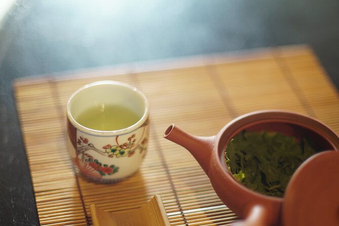 Discover Japanese Tea Blending Techniques in Osaka - Traditional technique with a modern Osaka twist