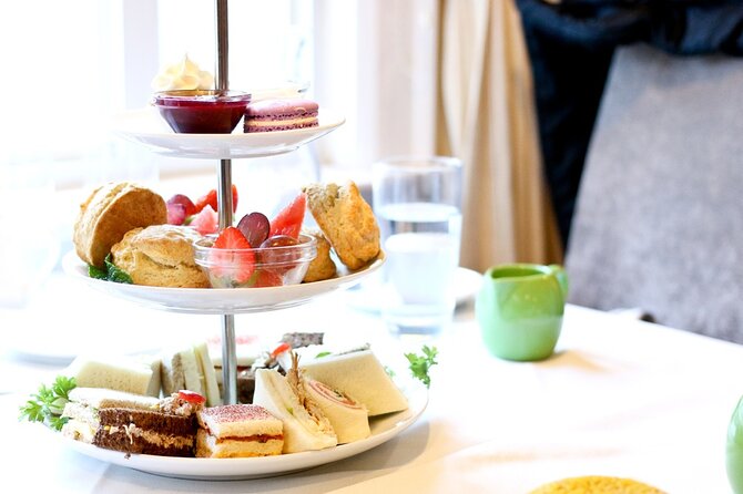 Dubai Afternoon High Tea in the Iconic Burj Al Arab with Transfer - Group size, timing, and the feel of the afternoon