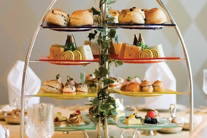 Dubai Frame with the Afternoon Tea at Burj Al Arab with transfers - Entering the Burj Al Arab for afternoon tea