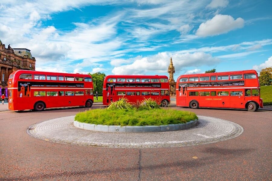 Edinburgh: Vintage Bus Tour with Afternoon Tea or Gin - What the afternoon tea includes