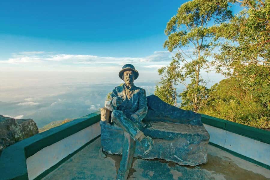 ELLA Lipton Seat Tea Test & Pluck 9Arch, Waterfalls, & Lunch - Choosing Ella Rock or Little Adam’s Peak