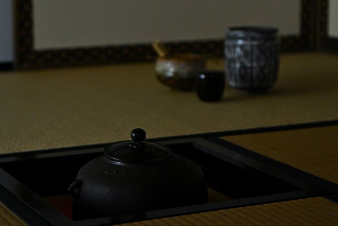 Experience a tea ceremony in an authentic tearoom, in Kyoto! - Watching the demonstration, then whisking matcha