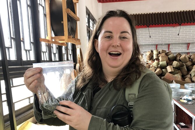 Experience Chengdu: Private Tea-Making Day Tour of Mengdingshan Tea Plantation - What the $240 price includes