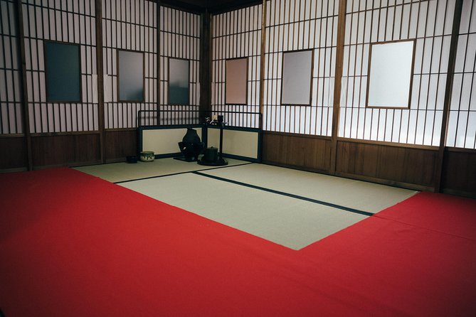Experience Japanese calligraphy & tea ceremony at a traditional house in Nagoya - Entering the traditional house in Yamawakicho