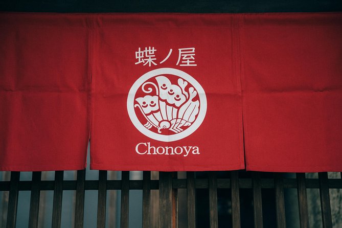 Experience Japanese calligraphy & tea ceremony at a traditional house in Nagoya - Moving into the tea room