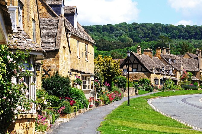 Extended Cotswolds Visit and Blenheim Palace with Cream Tea - Bampton: Downton Abbey in a Real Oxfordshire Village