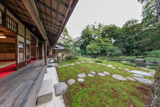 Family Mitsui House Museum with green tea admission ticket - What your one-hour visit includes
