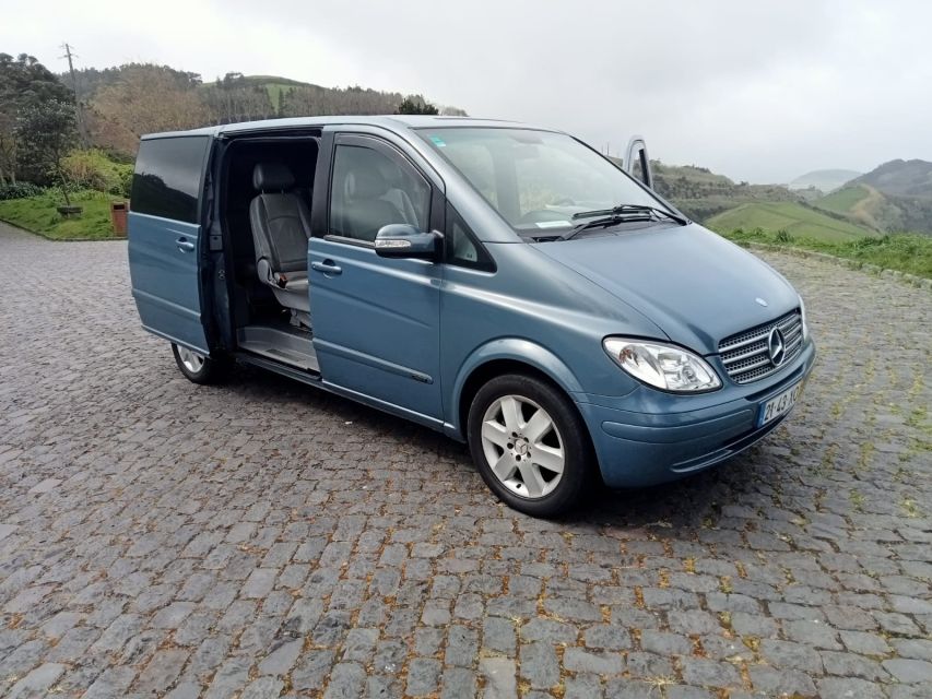 Fire Lake & Tea Factory & Pinneaple - Ribeira Grande, a useful town stop