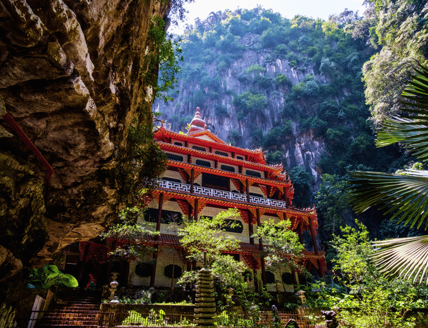 From KL: Cameron Highlands with BOH Habu & Sungei Tea Visit - Cameron Tea Valley and the Tanah Rata Lunch