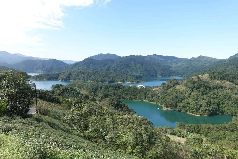 From Taipei: Thousand Island Lake and Pinglin Tea Plantation - Who will enjoy this half-day outing?