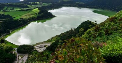 Tea Plantations, Lake and Volcano Guided Tour