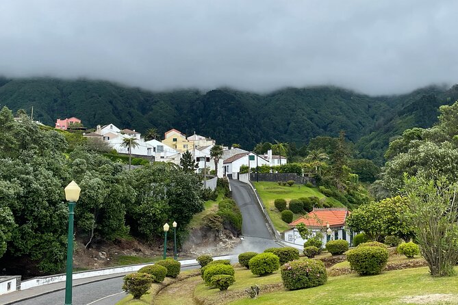 Furnas Vale, Gorreana Tea Factory Private Van Tour - Caldeiras: sulfur, steam, and volcanic heat