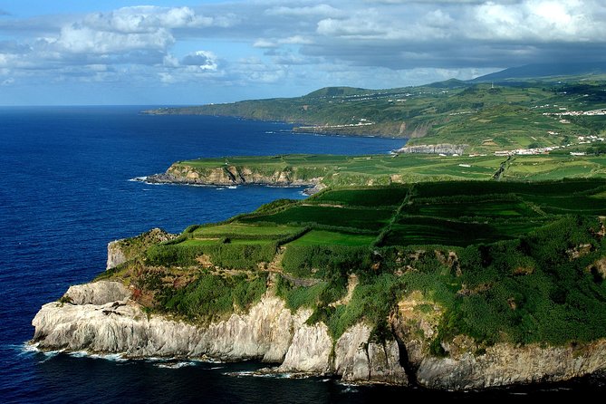 Half day Gorreana - Pedestrian Walk and Tea Tasting (Min. 2 persons) - Guides are a major part of the value
