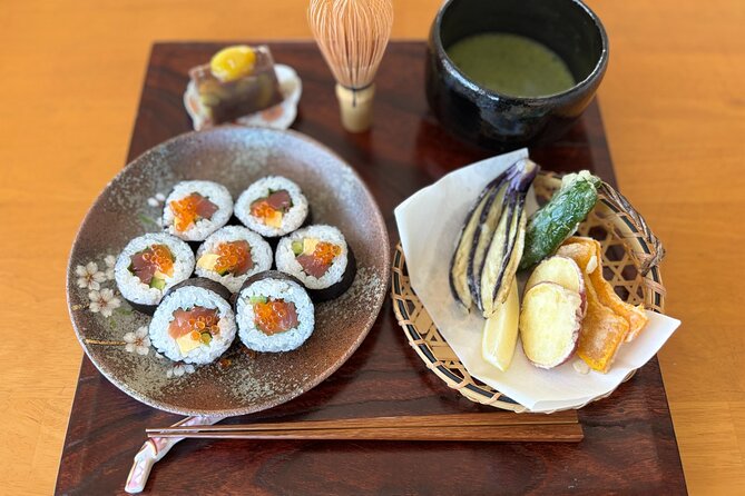 Hokkaido Seafood Sushi Rolls Experience with Matcha, in Sapporo - Making seafood sushi rolls from 10:15 a.m.