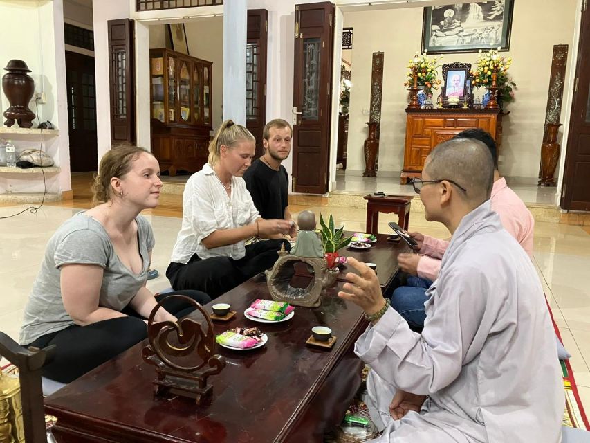 Hue Retreat: Tea and Meditation with Vegetarian Meal - Tea, incense, and a slower pace