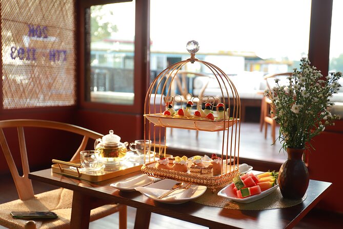 Huong River Afternoon Tea Cruise Tour Along Hue City - Cruising upstream toward Thien Mu Pagoda