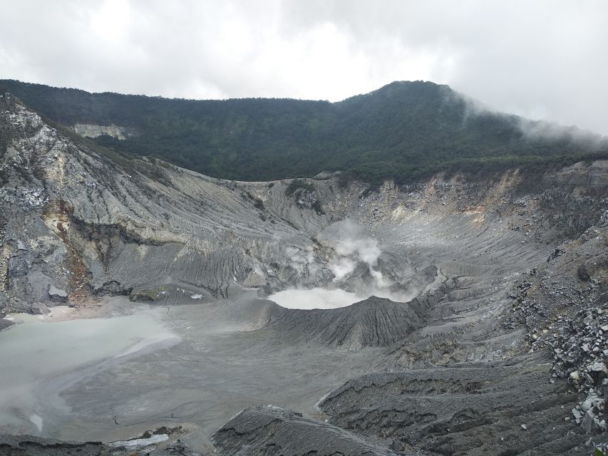 Jakarta :Volcano, HotSpring, Tea Factory, RiceField, &Coffee - What To Bring and Who Should Go
